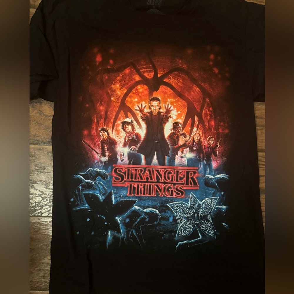 Stranger Things Authentic Universal Studios Black… - image 1